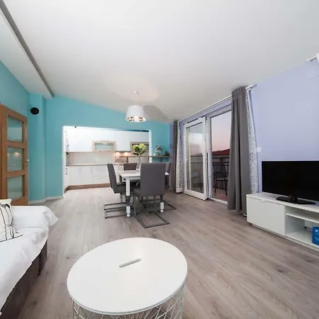 Josipa Apartment *