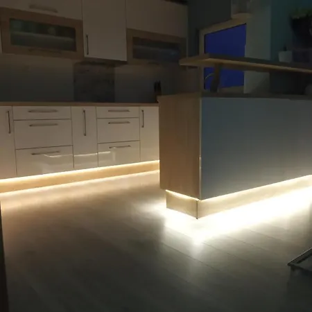 Josipa * Μακάρσκα